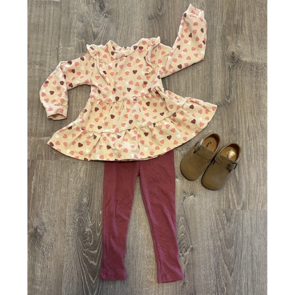 Nicole Miller Toddler 2 Piece Heart Outfit Leggings with Shoes Size 3T Shoes 6.5 - Picture 1 of 4